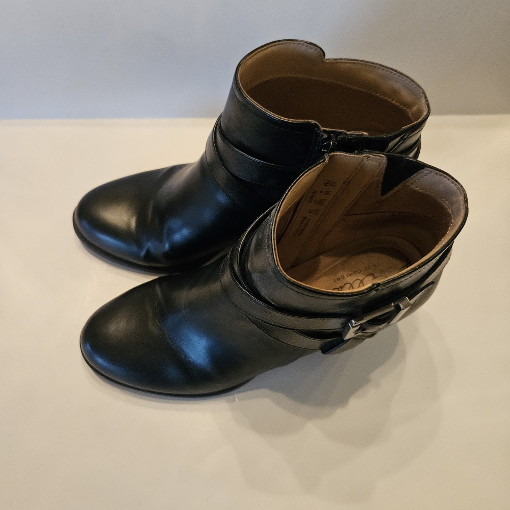 Abella Black Heeled Boots with Buckle
